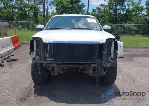 2010 GMC Yukon Slt from USA, damaged, VIN 1GKUKCE04AR261977